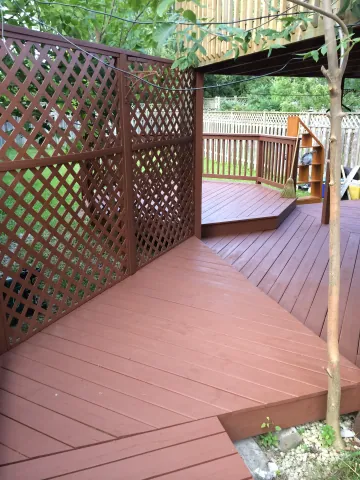Freshly finished timber deck with privacy lattice